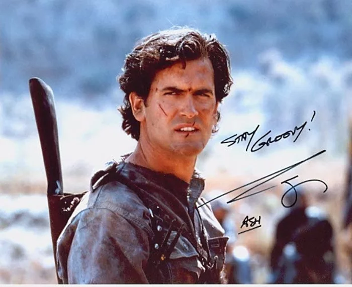 Bruce Campbell autograph