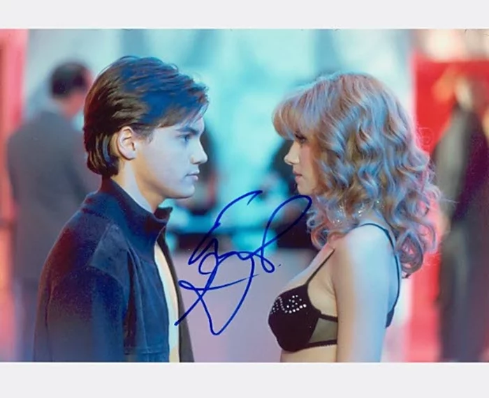 Emile Hirsch autograph