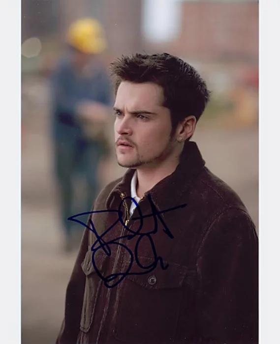 Robert Iler autograph
