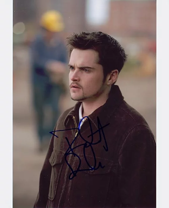 Robert Iler autograph