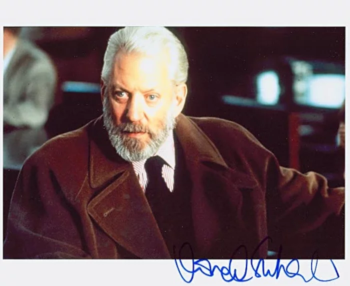 Donald Sutherland autograph
