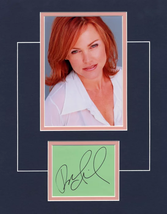 Belinda Carlisle autograph