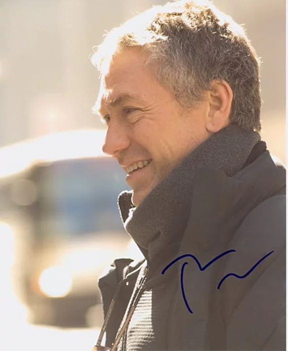 Tony Gilroy autograph
