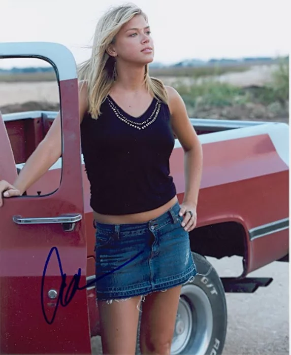 Adrianne Palicki autograph