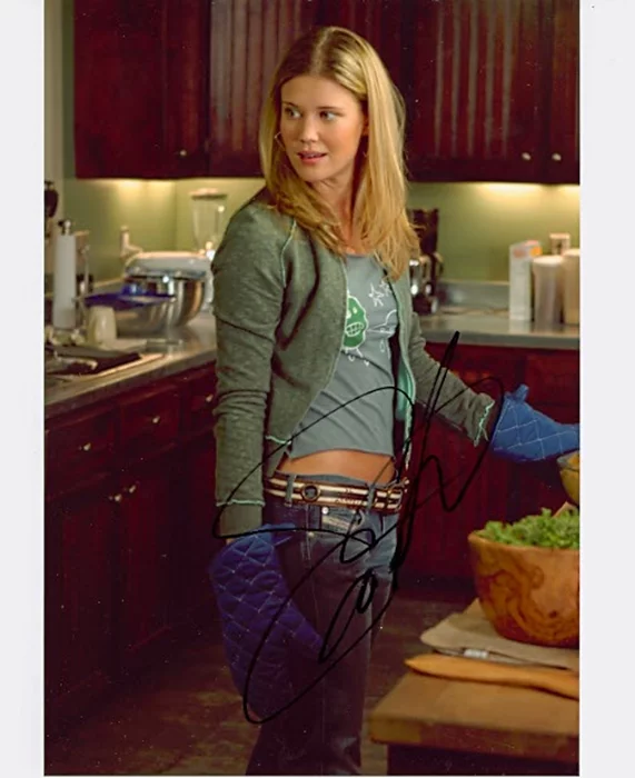 Sarah Lancaster autograph