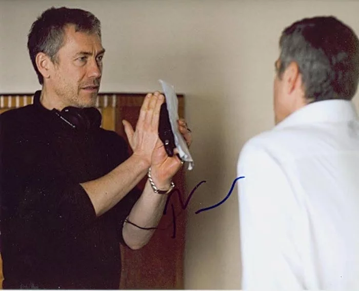 Tony Gilroy autograph