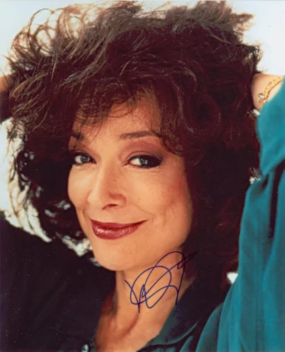 Dixie Carter autograph