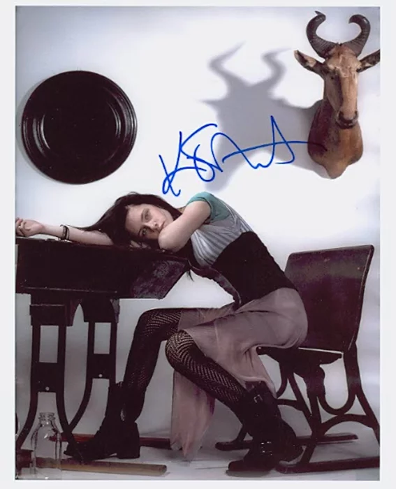 Kristen Stewart autograph