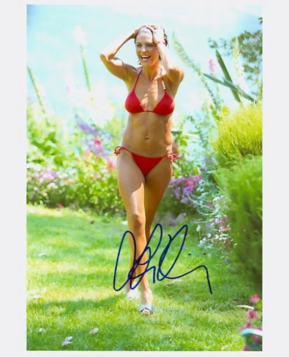 Lisa Rinna autograph