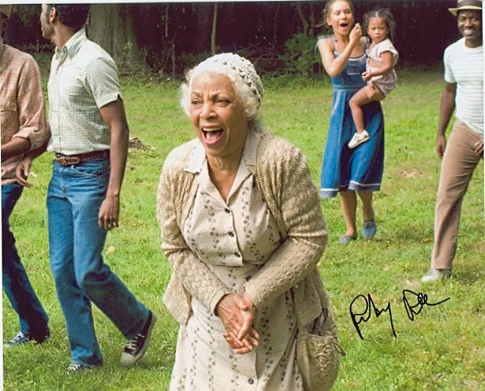Ruby Dee autograph