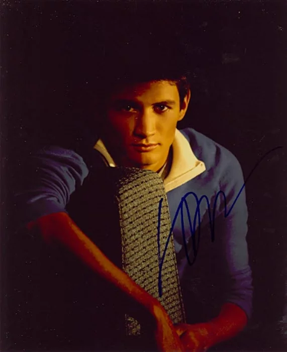 James Lafferty autograph
