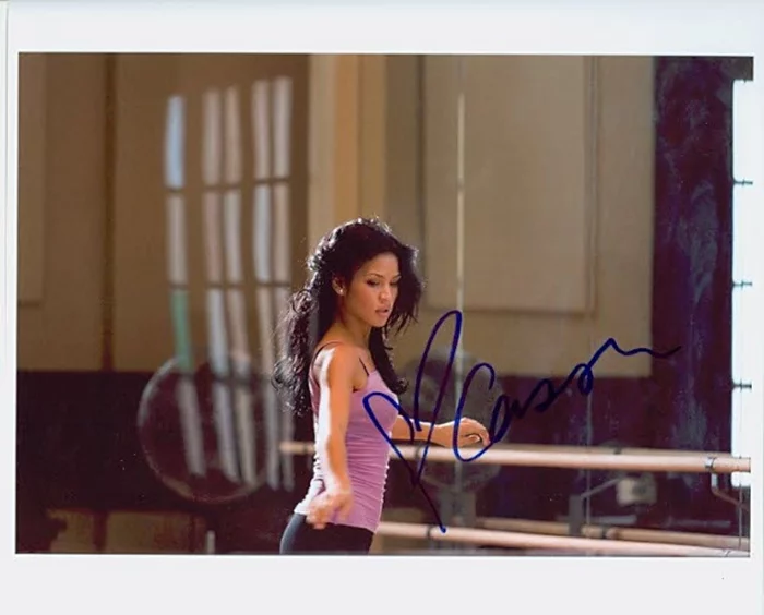 Cassie autograph