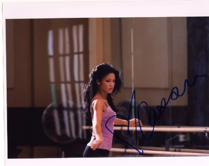 Cassie autograph