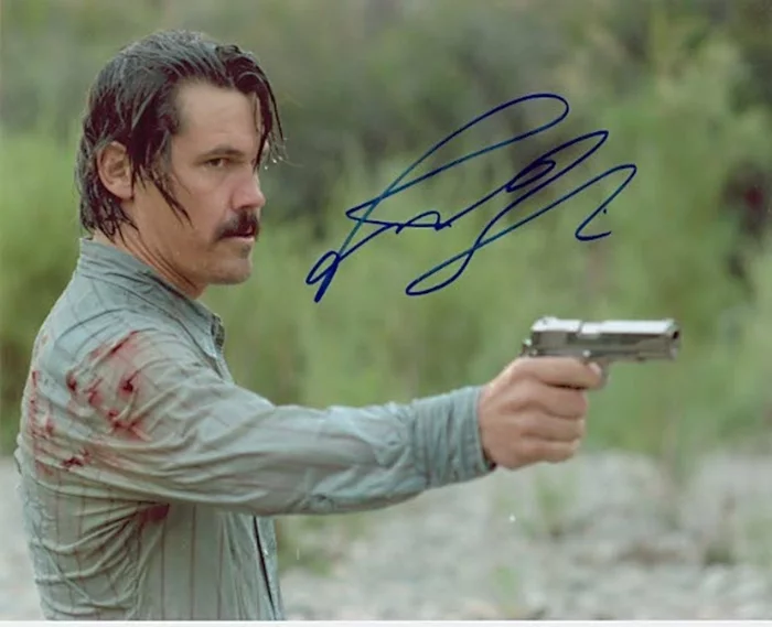 Josh Brolin autograph