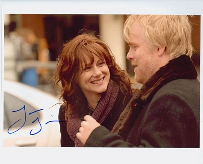 Laura Linney autograph