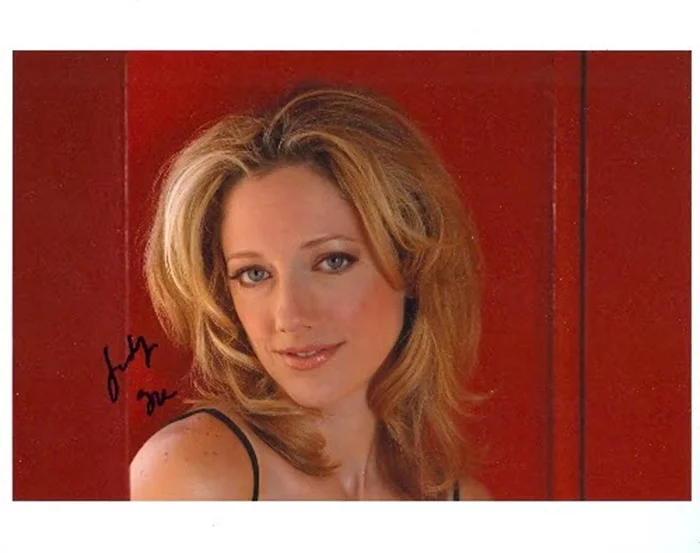 Judy Greer autograph