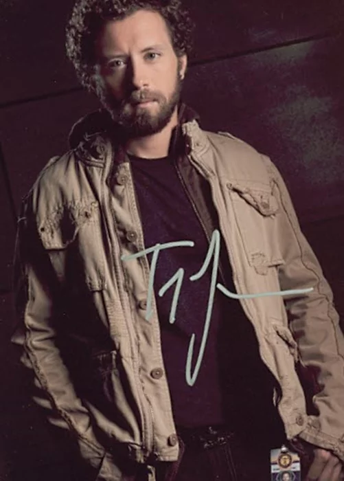 T.J. Thyne autograph