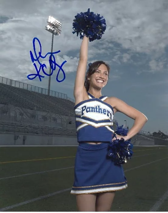 Minka Kelly autograph