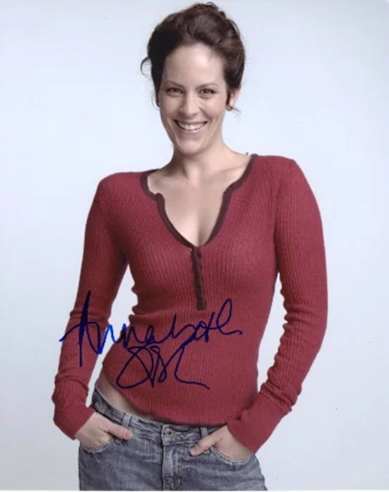 Annabeth Gish autograph