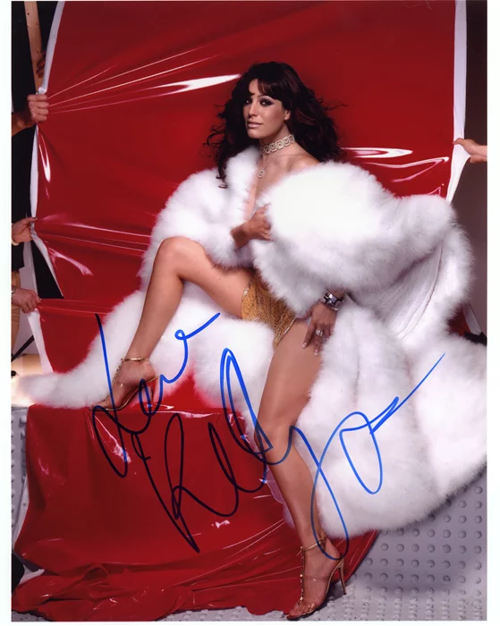 Kelly Brook autograph