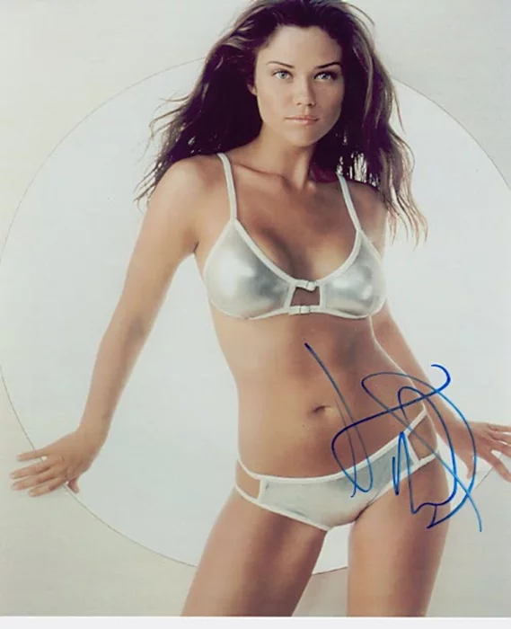 Susan Ward autograph