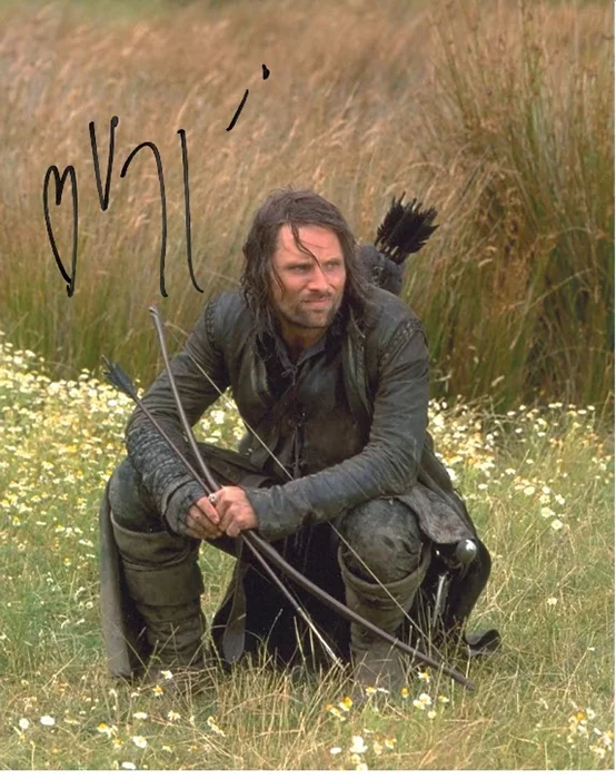 Viggo Mortensen autograph