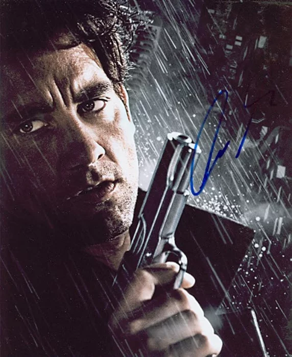 Clive Owen autograph