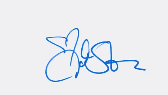 Julie Strain autograph
