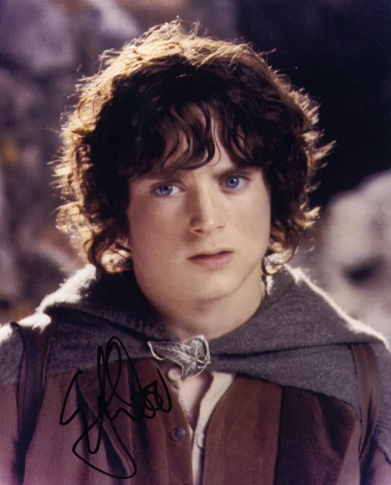 Elijah Wood autograph