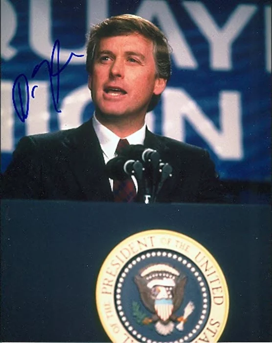 Dan Quayle autograph