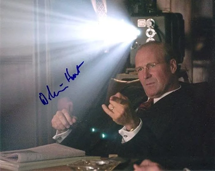 William Hurt autograph