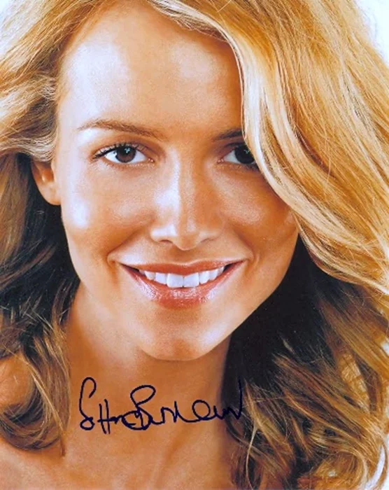 Saffron Burrows autograph