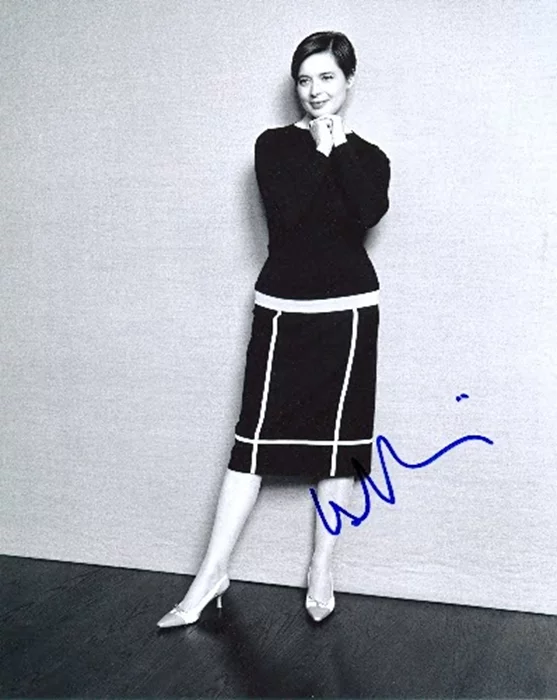 Isabella Rossellini autograph