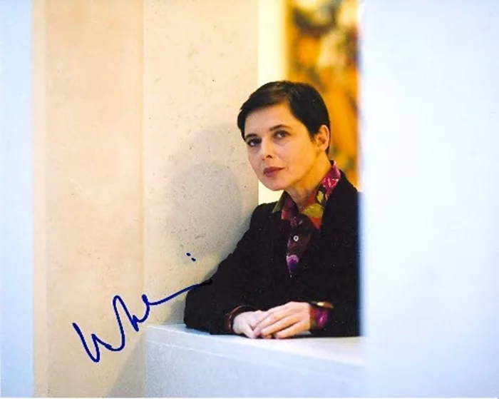Isabella Rossellini autograph