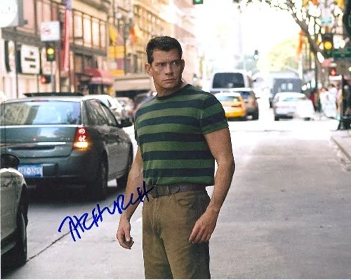 Thomas Haden Church autograph