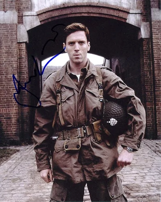 Damian Lewis autograph