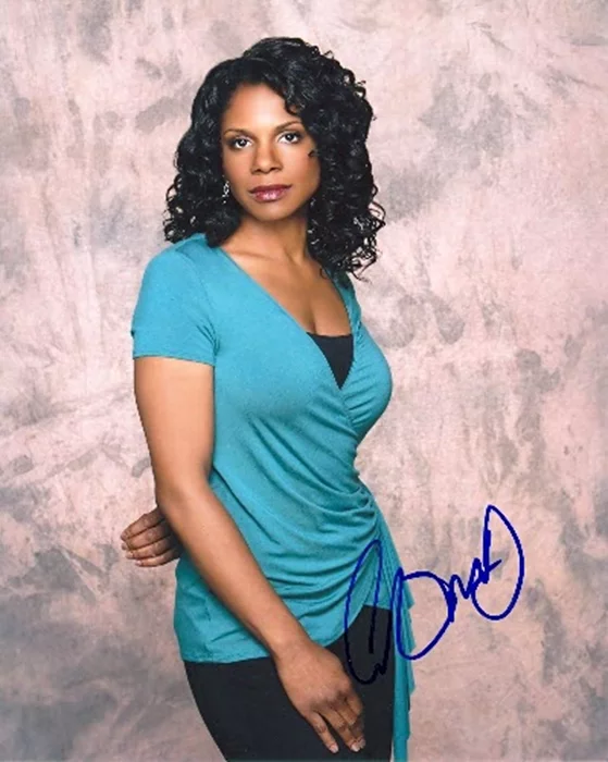 Audra McDonald autograph