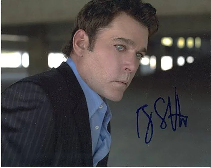 Ray Liotta autograph