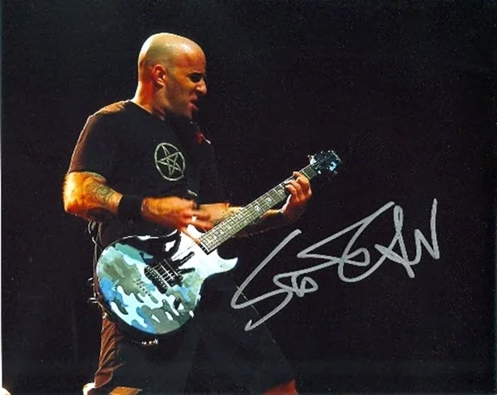 Scott Ian autograph