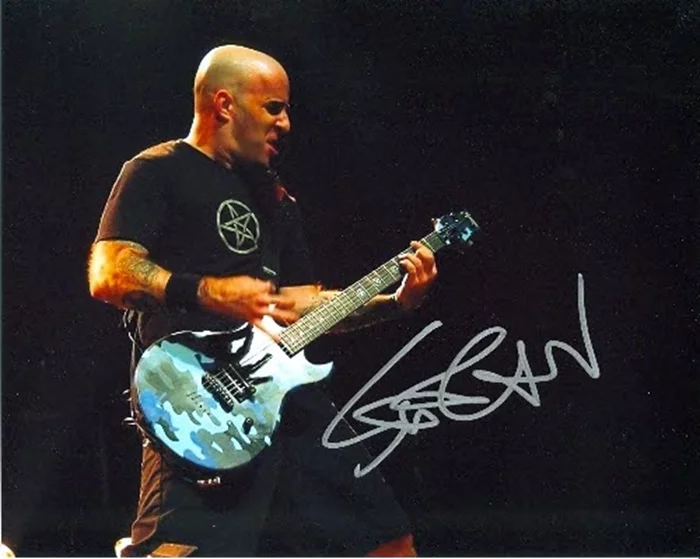 Scott Ian autograph