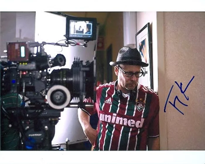 Terry Kinney autograph