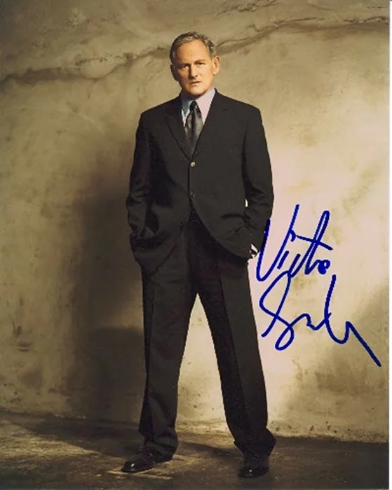 Victor Garber autograph