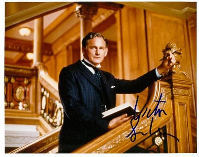 Victor Garber autograph