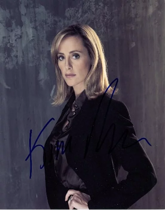 Kim Raver autograph