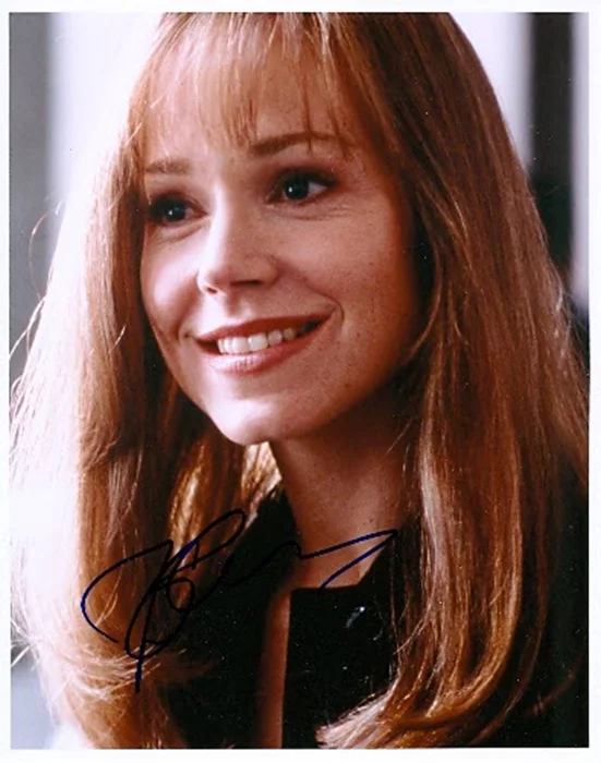 Frances O'Connor autograph