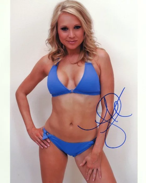 Alana Curry autograph