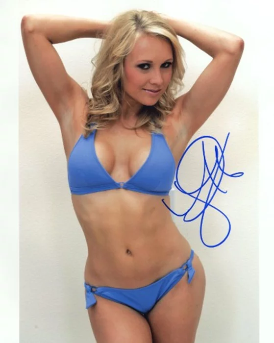 Alana Curry autograph
