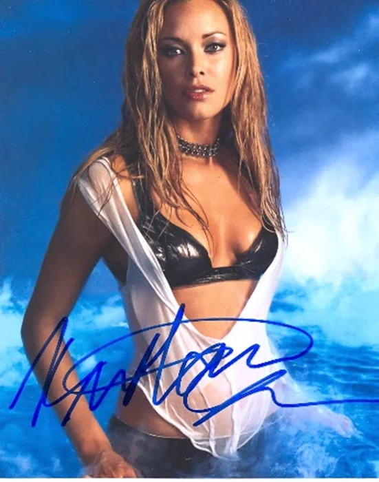 Kristanna Loken autograph