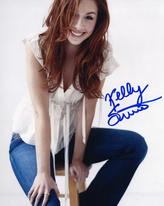 Kelly Sweet autograph
