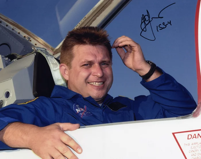 Yuri Onufrienko autograph